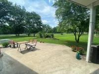 Apple Crest Inn - 4-Star
