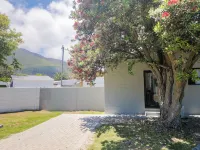 Seewind Onrus cottage