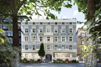 Designer Parkside Apartments
