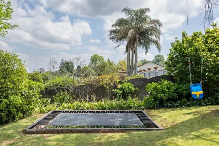 22 Bergview Rd Отели рядом с достопримечательностью «Ampath Hilton Lab»