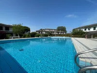 Amazing Villa with Private Garden and Pool