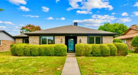 Modern Resort Style with Heated Pool and Hot Tub