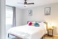 Charming 4-bedroom house with AC and WiFi in Winston-Salem