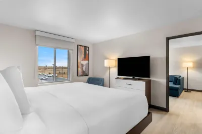 Everhome Suites Cheyenne Hotels in Cheyenne