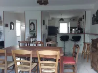 House with garden 5 minutes walk from the beach