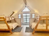 Beautiful rental with amazing views on Donnell Lake’s North Shore, - WiFi
