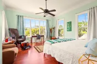 Waterfront Storybook Loft in downtown  Stuart