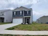 Beautiful new home with lake view near hiking trails