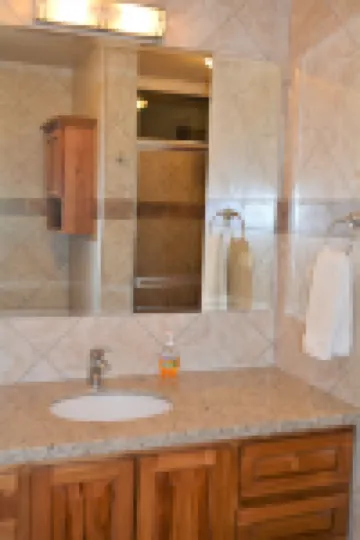 Gated Community, Beautiful 1 Bedroom 1 Bath Condo walk out to ground level