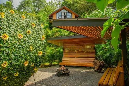 3 Units of Cabins Near la Fortuna with AC, 3 Hot Tubs, Pool, WiFi