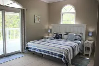 Desert Rose Villa, with Fabulous Coral Harbor views