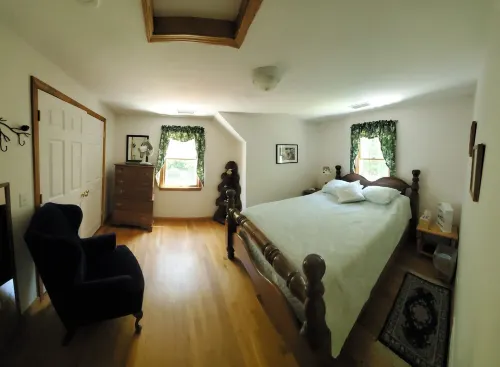 Lake Beach-6.5 acres-Pet Friendly-O/D Shower-Central A/C-Fire Pit-Sleeps up to12 데니스 호텔