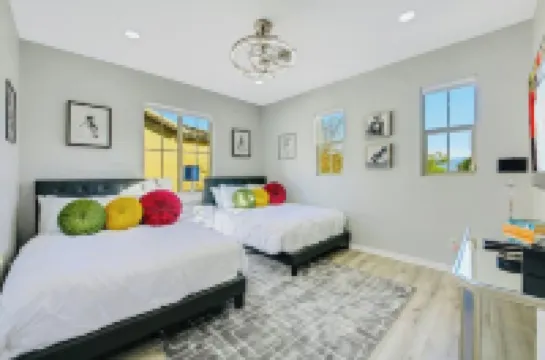 Water Front Luxury/Steam Room+Pool+Spa+BBQ