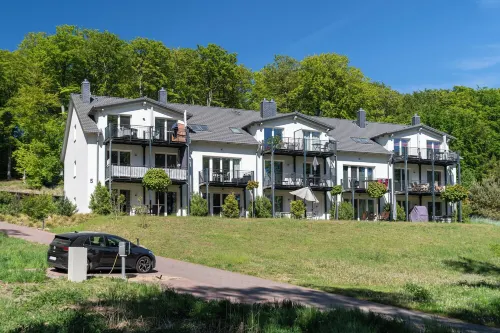 Cozy apartment by the sea with terrace and sauna