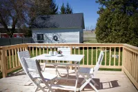 Little White Farmhouse in Sister Bay Hotels in Liberty Grove