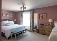 St Marys Gate Inn Hotels in Arundel