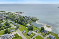 Coastal New England Waterfront Home, Harkness Park, Casinos