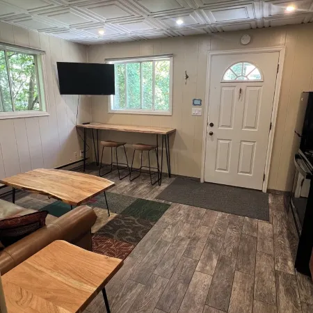 Walk to Everything in Ouray, ideal location! Air conditioner!