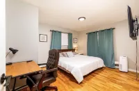 Simple and Sweet I 2 BR 1 BA Home in Lansing