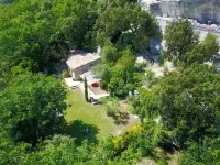 Provençal stone house LA BAUMO 1 for 2 guests Hotel a Le Beaucet