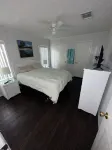 Beautiful cottage on lake istokpoga with lake view!