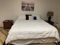 Beautiful serene lake house in the foothills, great for couples or families.