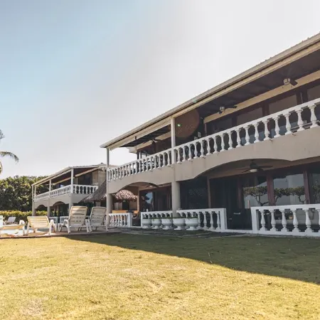 Amazing Beach Front Condo w/ Pool, Endless Beach, Flamingo/Potrero