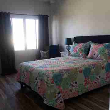 HIDDEN TREASURE Rooms