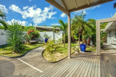 Green Cay Villa - Top spot, pool, seaview, 4 Bedrooms & 4 Bathrooms