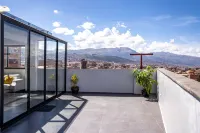 Modern 2 bedroom apartment near the historical center of Cusco.