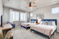 Luxury 4800sqft Mountain Home w/ Separate Casita DENVER/BOULDER Hotels in Arvada