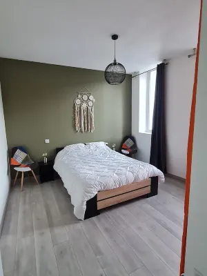 Spacious apartment in the heart of Saint-Nectaire Hotels in Saint-Nectaire