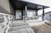 Vel’s Villa Vacation Home Hotels in Quinte West