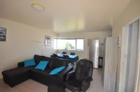 Well-equipped house with sea views Hotels in Trevou-Treguignec