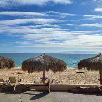 As seen on HGTV! Sonoran Sea, Beach Front, Stunning Ocean Views,2B/2B, 8th Floor Fitness & Recreational Facilities