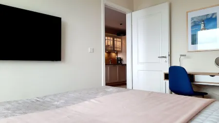 Comfortable vacation apartment A103 with sea view and close to the beach