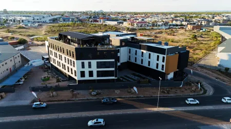 38 on Boulders Hotel Отели рядом с Аэропорт Габороне