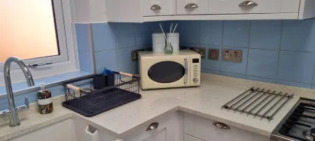 Serenity Cottage on Penny Lane Отели рядом с достопримечательностью «Кобс»