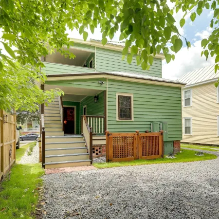 Victorian Vacation Rental Apt in Downtown New Bern