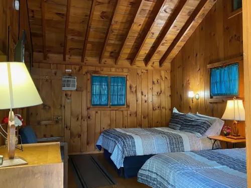 Amber Lantern Motel - موقف سيارات