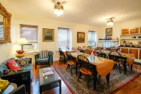 Jailhouse Inn