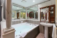 Motel Hotel Charlie Hotels in Melzo