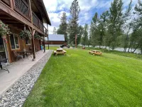Methow River Lodge Hotels in Winthrop