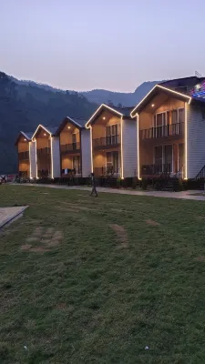 Ganga Beach Resort Uttarkashi Hotels near Maneri Dam