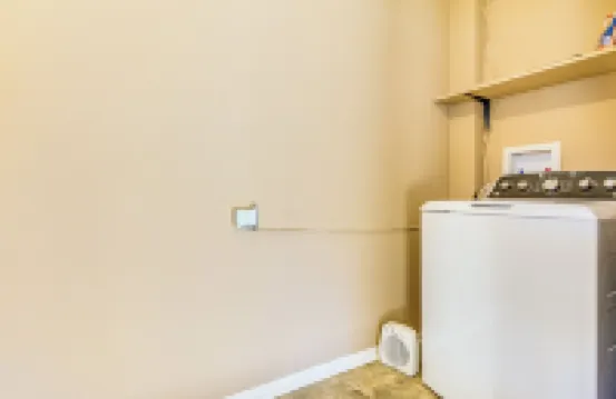 6 Mi to Dtwn: Charming Home in Little Rock