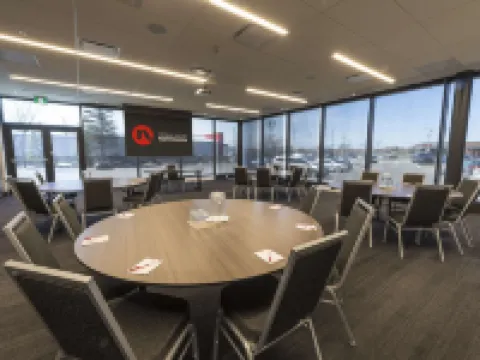 Hôtel & Suites Normandin Lévis Hotels in Levis