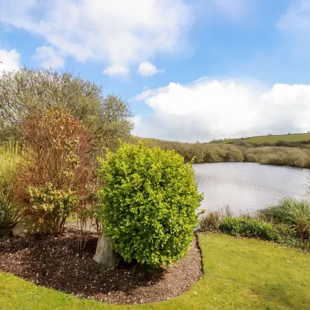 Lake View 10