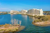 Gulf-View Balcony & Pool Access: Hudson Retreat - balcon