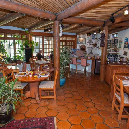Inn on la Loma Plaza
