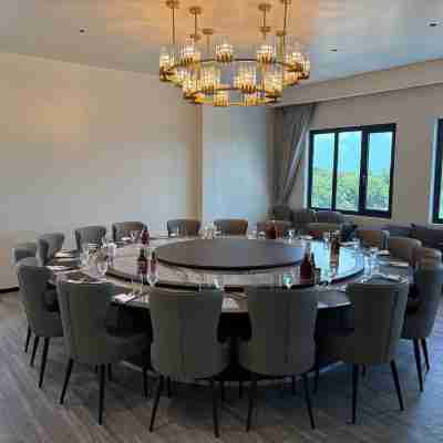 Grand Resort & Residences Dining/Meeting Rooms